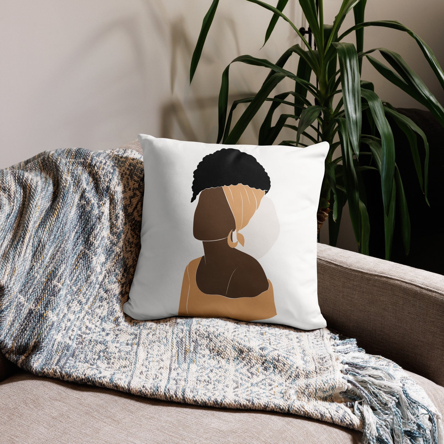 Bronze Lady - Tan -Basic Pillow