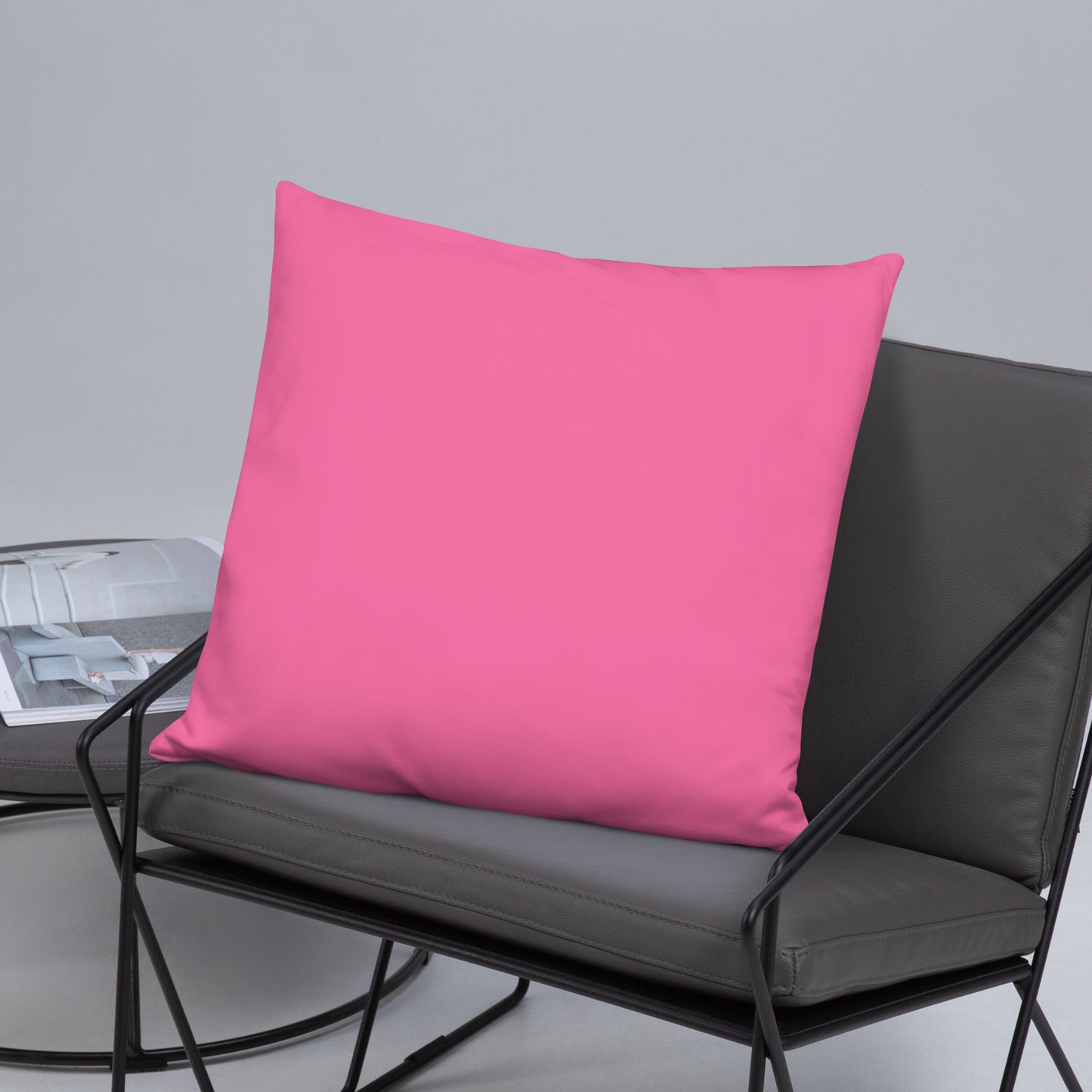 Bronze Lady - Fucsia -Basic Pillow